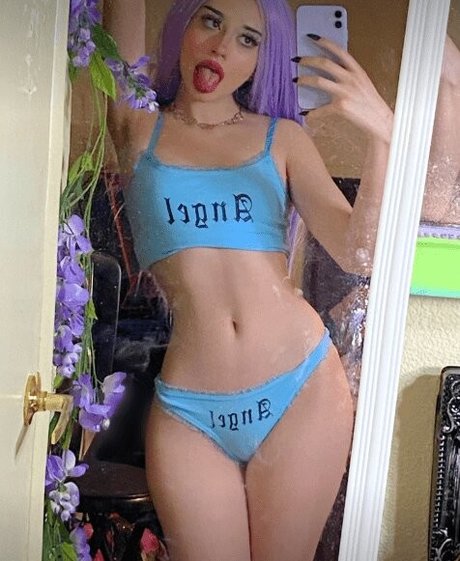 mollige emo-onlyfans hübsche schöne foto