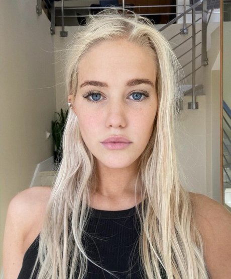 louisabooysen pornostar erwachsene galerie