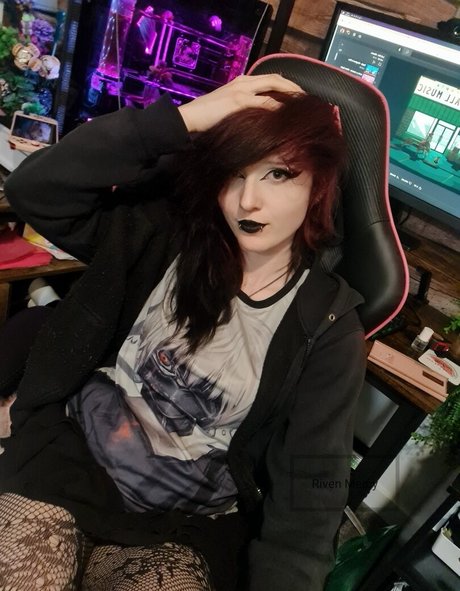 Rivenmercy model kunst bilder