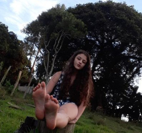 Friend s Pretty Feet heiße kostenlose bilder