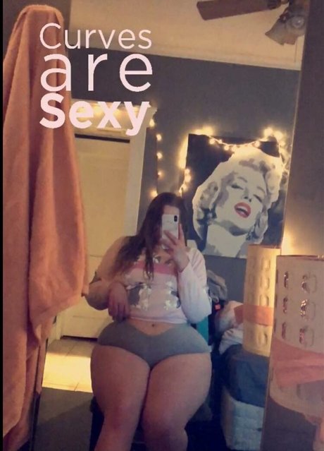 Xo mollymae schauspielerin hübsche archiv