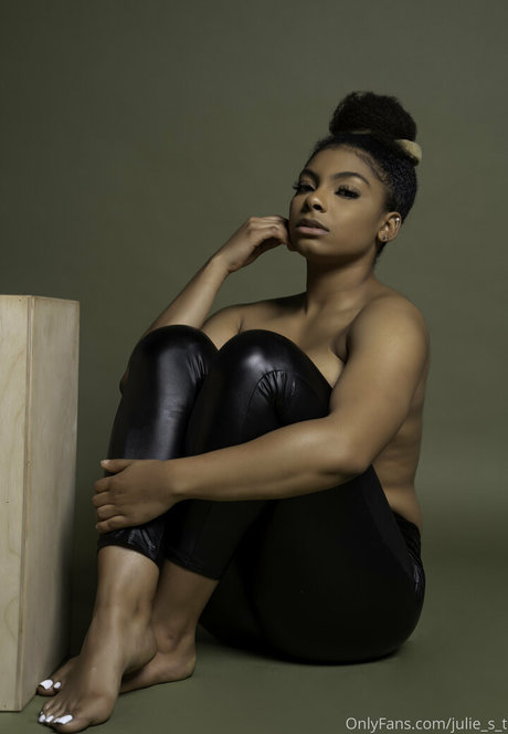 Julie Silver exklusive sex bilder