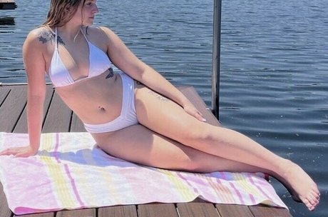 Kaitlynlacasse kunst sex bild