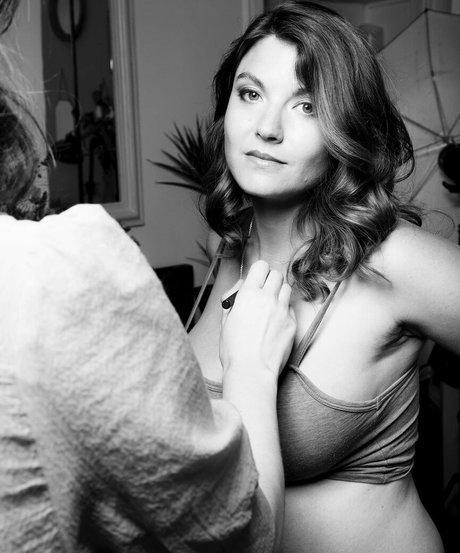 Eleonore Costes exklusive erwachsene bilder