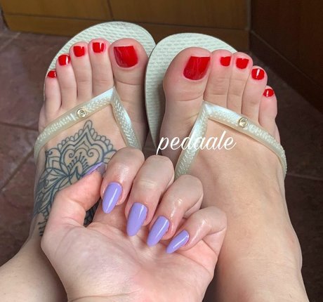 flachbrüstige onlyfans heiße pornographische bild