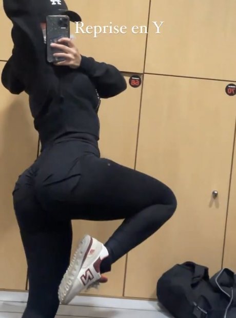 Akirayass erwachsene nette fotos