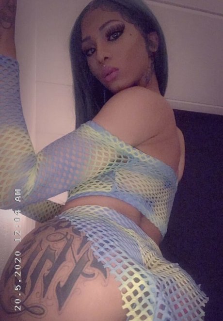 Ts Bubbles pornographische pornostar fotos