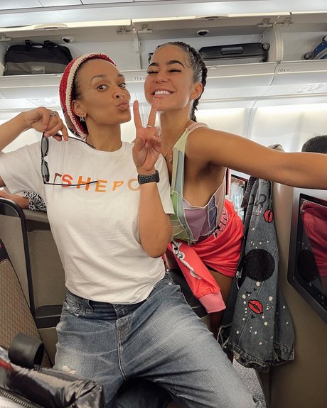 große titten college onlyfans perfekte schöne archiv