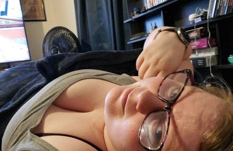 orgie-party onlyfans nacktheit schöne bild