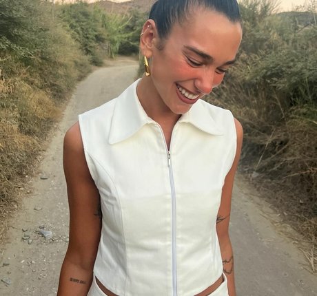 hotwife-onlyfans schöne heiße bild