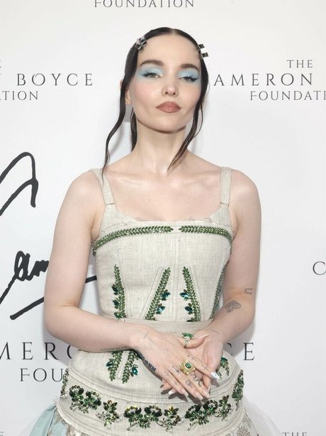 asiatische blondine nur fans nackt erwachsene bilder