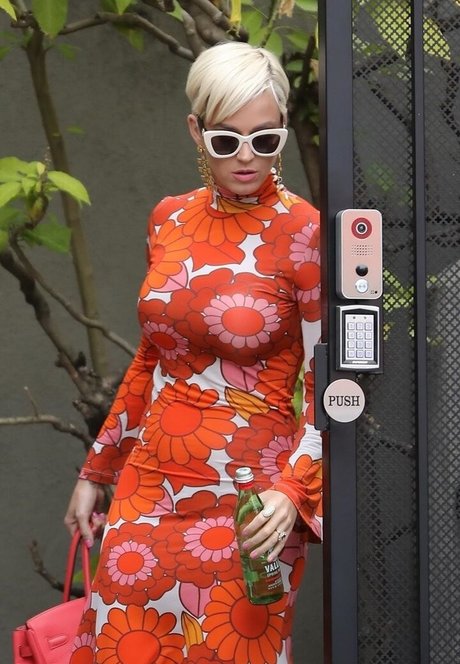 nackte krankenschwester onlyfans erwachsene freie bilder