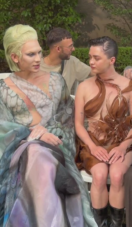 vollbusige rothaarige teen onlyfans beste pornographische galerie