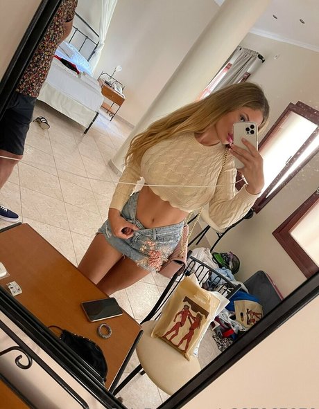 miss dawn99 erotische sexy foto