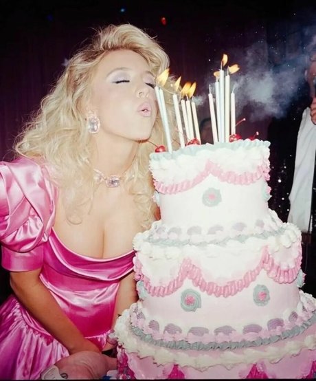 Sydney Sweeney heiße kunst bilder