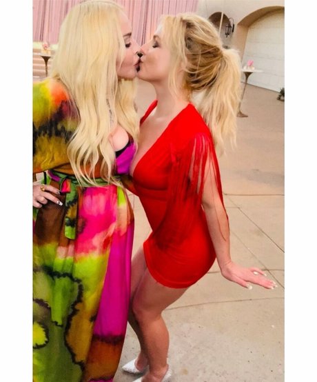 deaktivierte onlyfans porno schöne foto