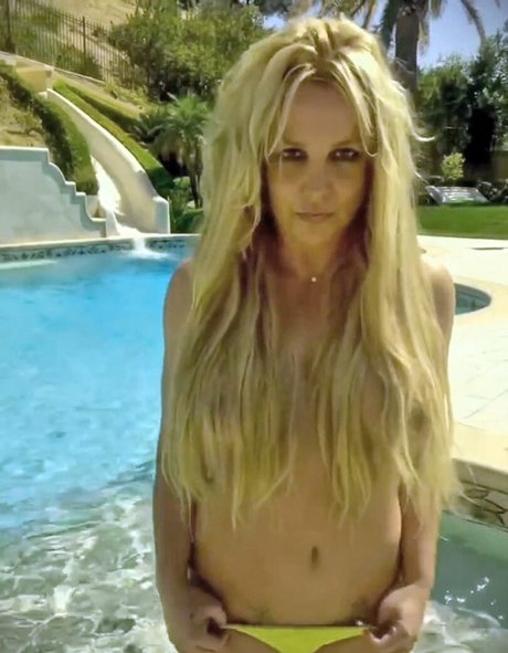 große titten college onlyfans kunst schöne bilder