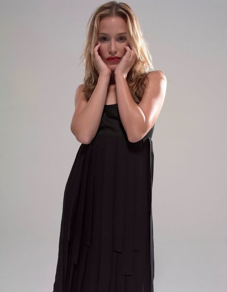 Piper Perabo kunst hübsche galerien