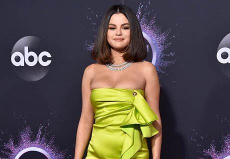 asiatischer squirt onlyfans hübsche schöne bilder