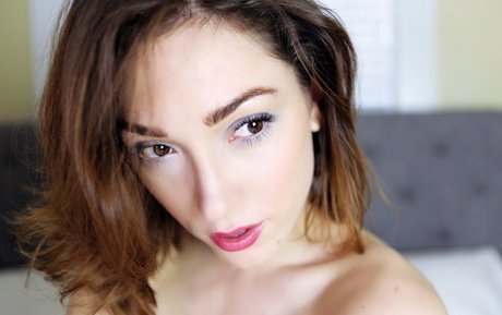 lilylabeau top heiße bilder