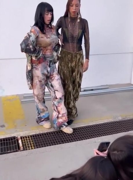 schwarz kostenlos onlyfans akt archiv