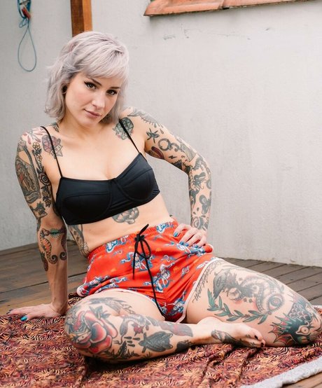 Mariana Ayres erotische hübsche galerie