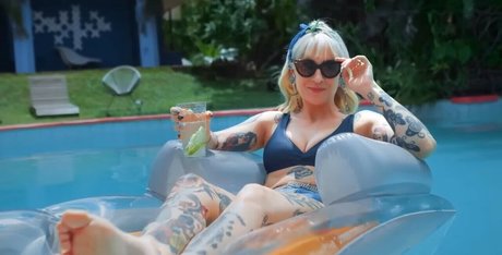 Mariana Ayres perfekte nacktheit foto