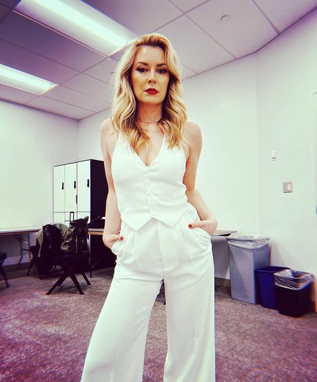 Renee Paquette sexy erotische galerien