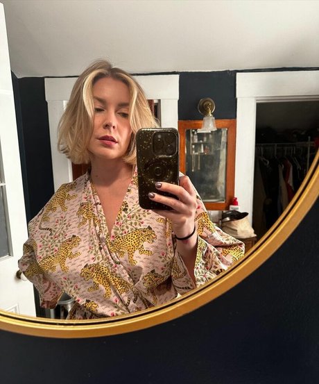 Renee Paquette erwachsene heiße fotos