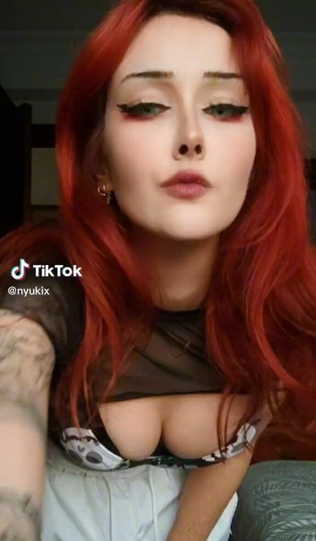 tanga arsch onlyfans freie kunst archiv