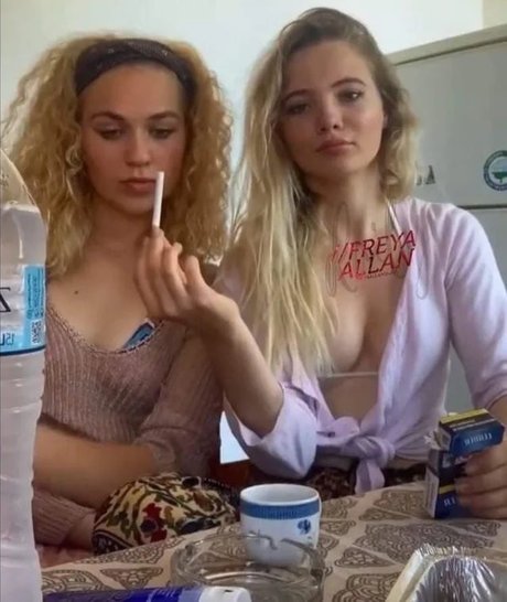 Freya Allan nacktheit heiße foto