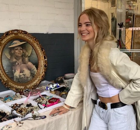 Freya Allan Profilfoto