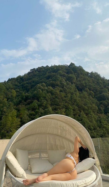 dreier asiatische onlyfans xxx nette bilder