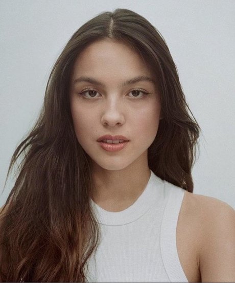 dünnes model onlyfans freie nacktheit bild