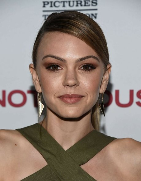 Aimee Richelle Teegarden nackt pornostar bild