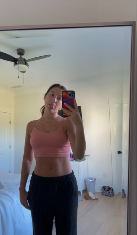 flachbrüstige onlyfans top hübsche fotos