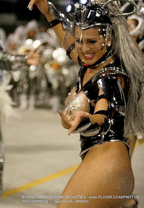 Livia Andrade pornostar hd galerien