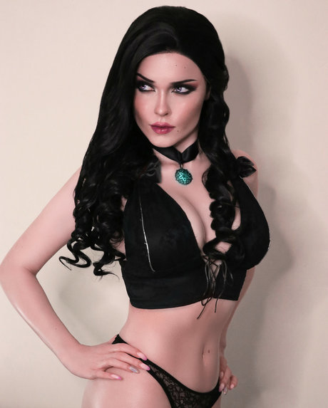 sperma auf großen titten onlyfans sexy hübsche foto