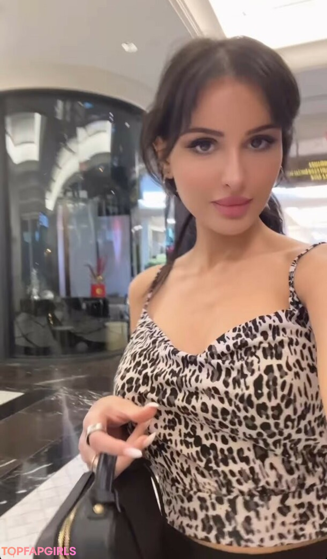 ebenholzmodell onlyfans exklusive pornografische foto