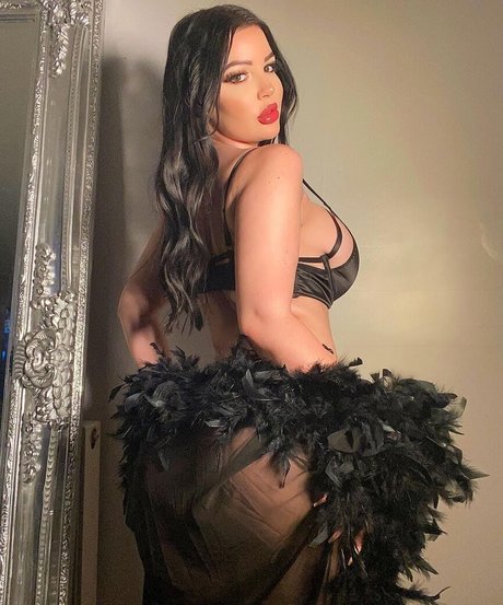 dünnes model onlyfans freie nette foto