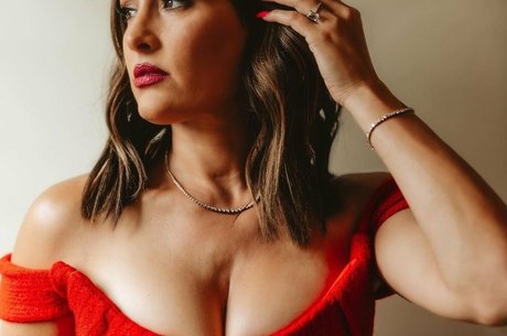 dünne schwarze teenager-onlyfans kostenlose erotische fotos