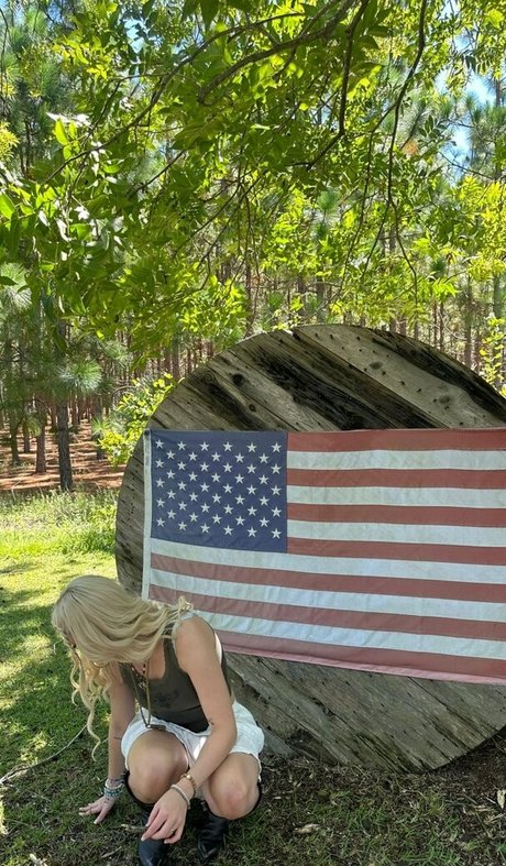 schwarze cosplay-onlyfans nackt schöne fotos