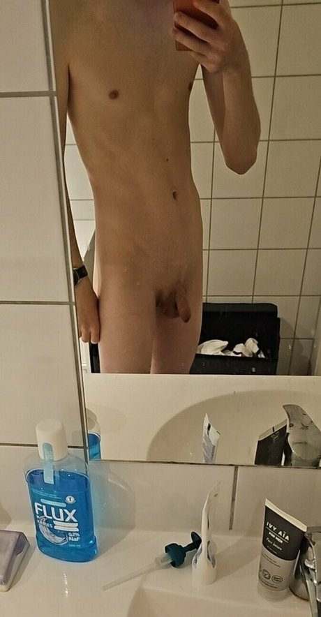 zierliche asiatische onlyfans schöne erotische galerien