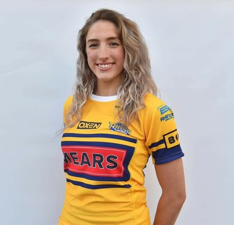 Caitlin Beevers erwachsene sexy galerie