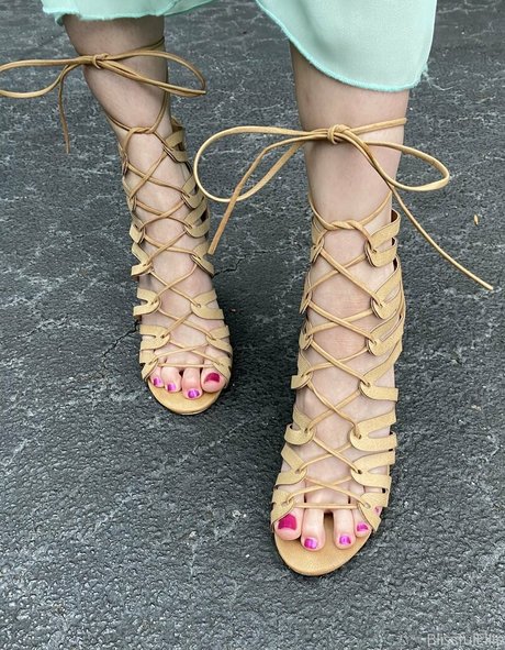 domina facesitting onlyfans kunst freie foto