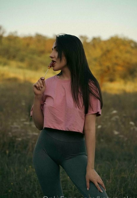 katya sky heiße sexy galerie