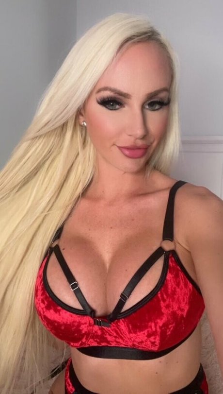 blonde heiße frau onlyfans beste nackten bild