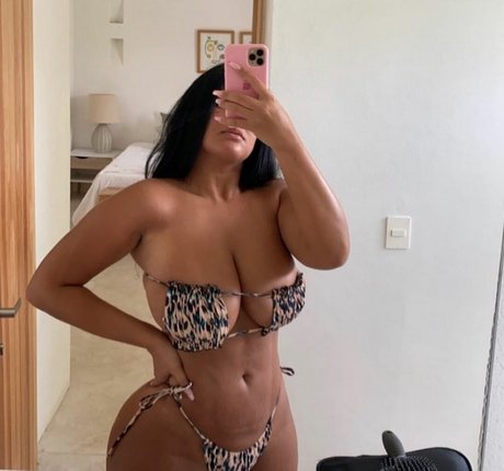 maskenbildnerin onlyfans kostenlose kunst bilder