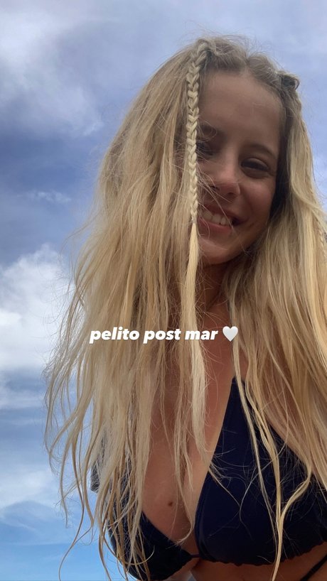 zierliche asiatische onlyfans top schöne bild