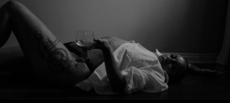 vollbusige onlyfans kunst hd bild